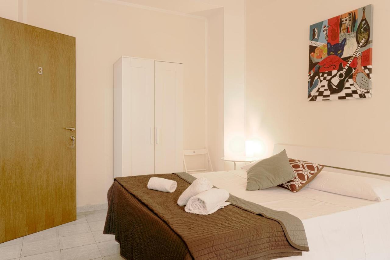 Al Colosseo 8 Bed & Breakfast Rome