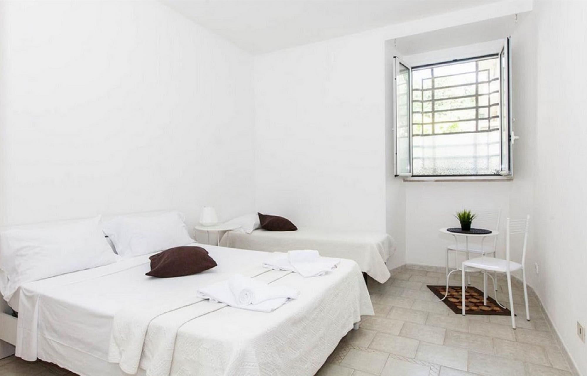 Al Colosseo 8 Bed and breakfast 3*